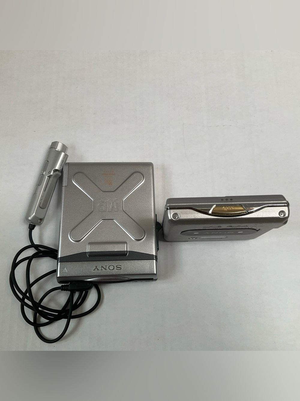 Vintage Sony MD player Bundle MZ-EP11 and MZ-e35 - Picture 1 of 5
